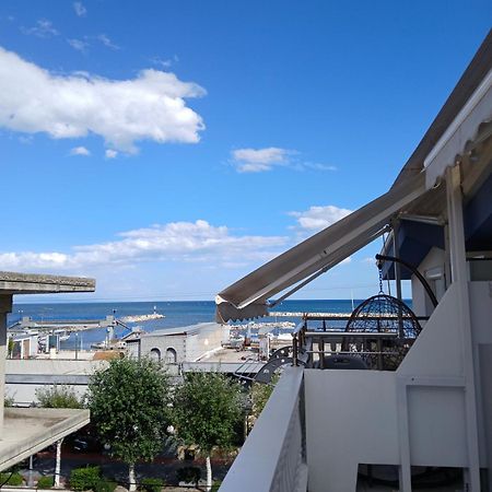 Apartmani Dedalus Paralía Esterno foto