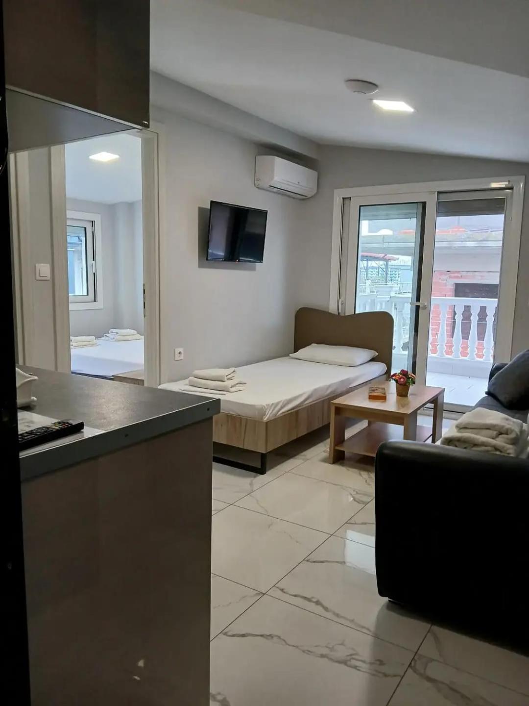 Apartmani Dedalus Paralía Esterno foto